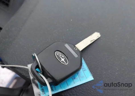 2011 Subaru Legacy 2.5I Limited from USA, damaged, VIN 4S3BMCL63B3257105